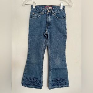 Girls size 6 Old Navy jeans with blue felt ankle embroidery